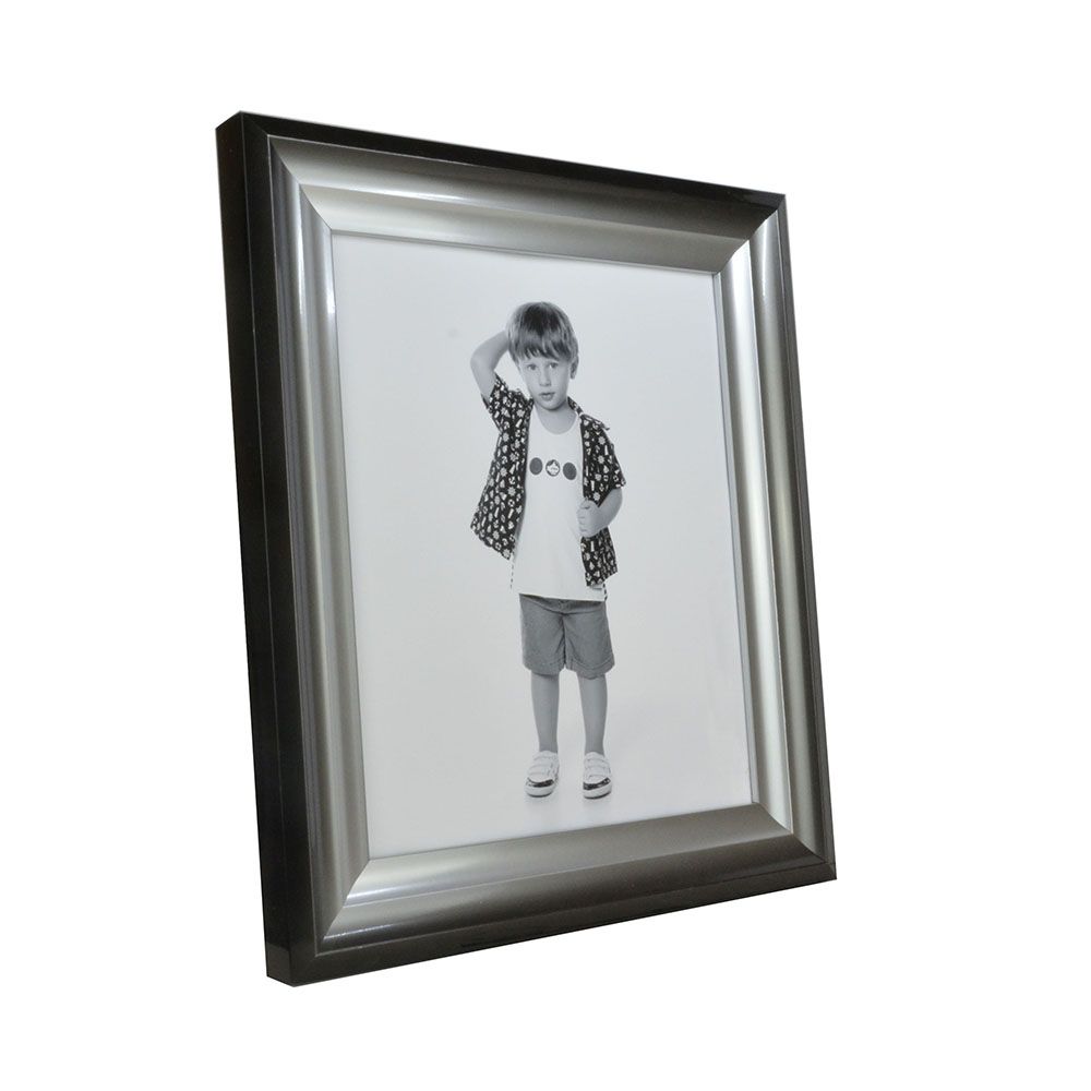Black and Silver Gloss Picture Frame, A Beautiful Frame From Our Best