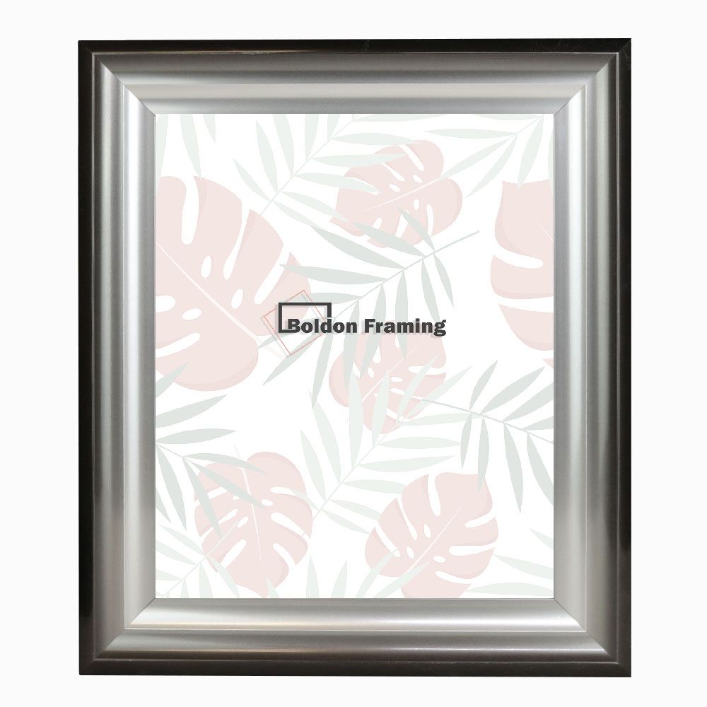 963_f-blackandsilver_m-none