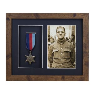 Medal 3D Deep Medal Dark Oak Box Frame With 6x4 inch Photo For Medals