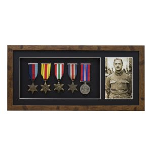 Medal 3D Deep Medal Dark Oak Box Frame With 6x4 inch Photo For Medals