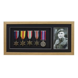 Medal 3D Deep Medal Brushed Oak Box Frame With 6x4 inch Photo For Medals
